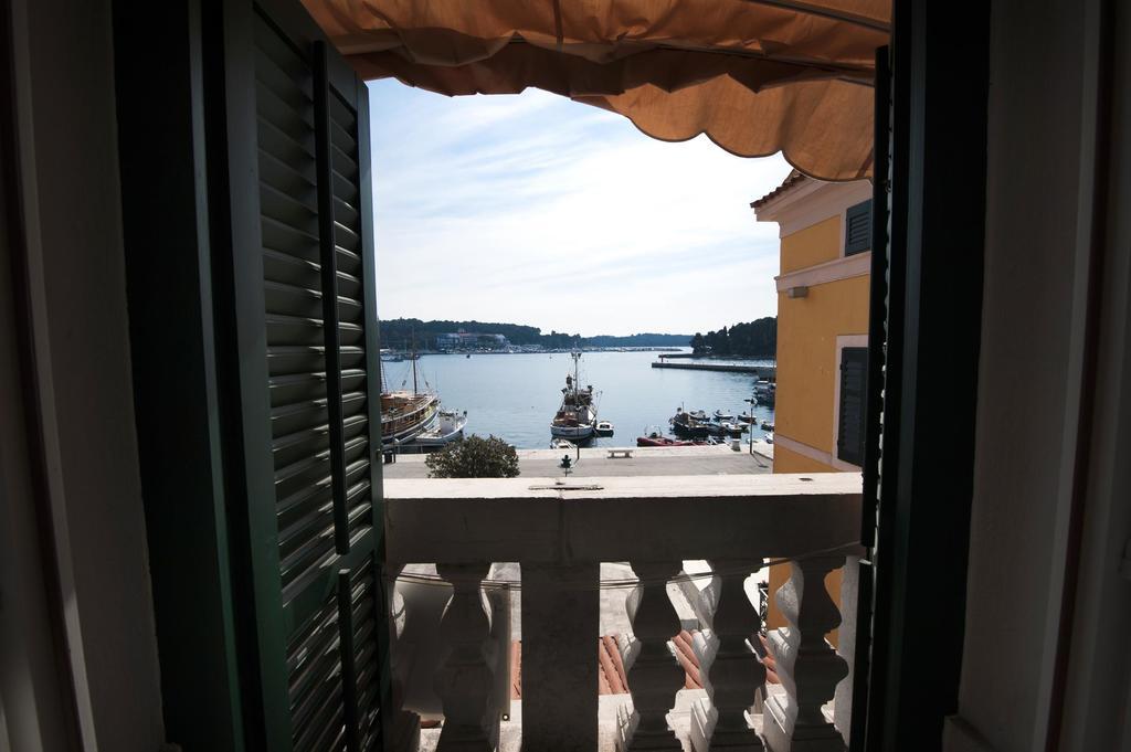 Apartment Al Porto Rovinj Rum bild