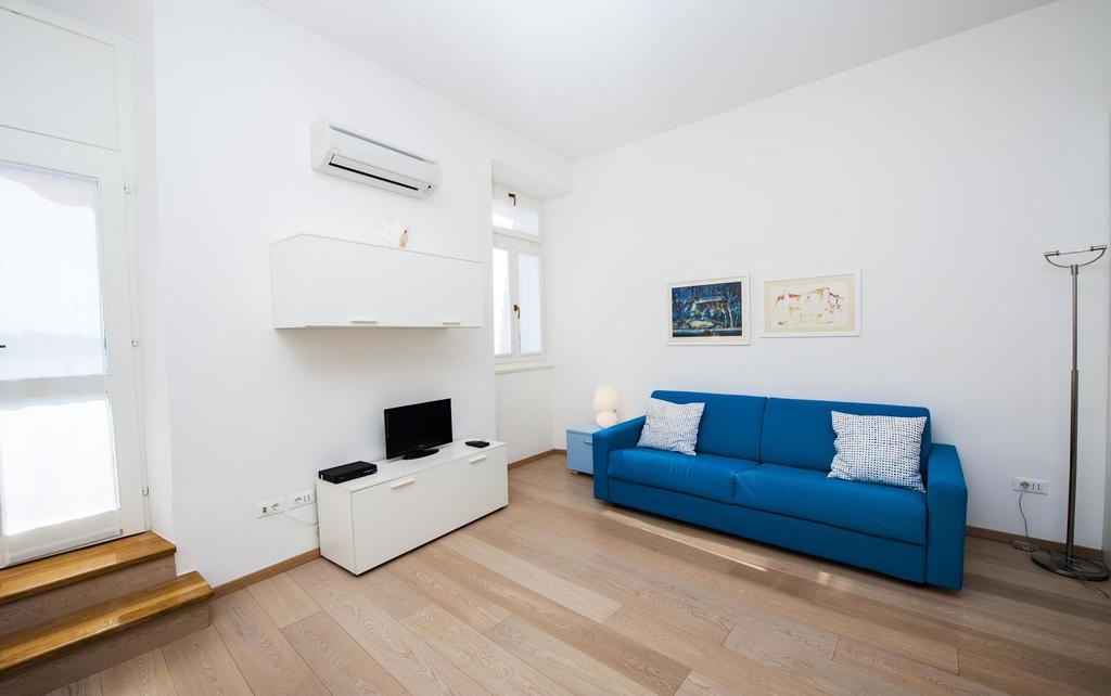 Apartment Al Porto Rovinj Exteriör bild